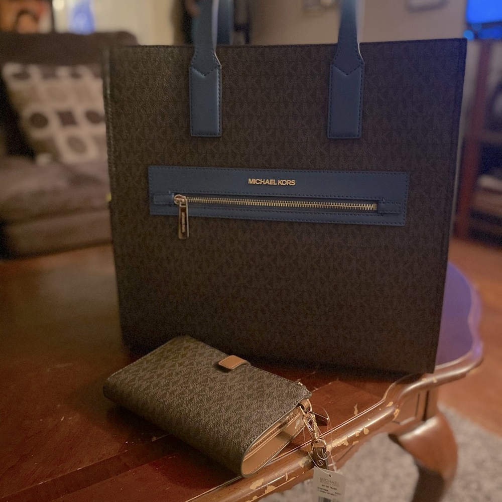 Purse and wallet
